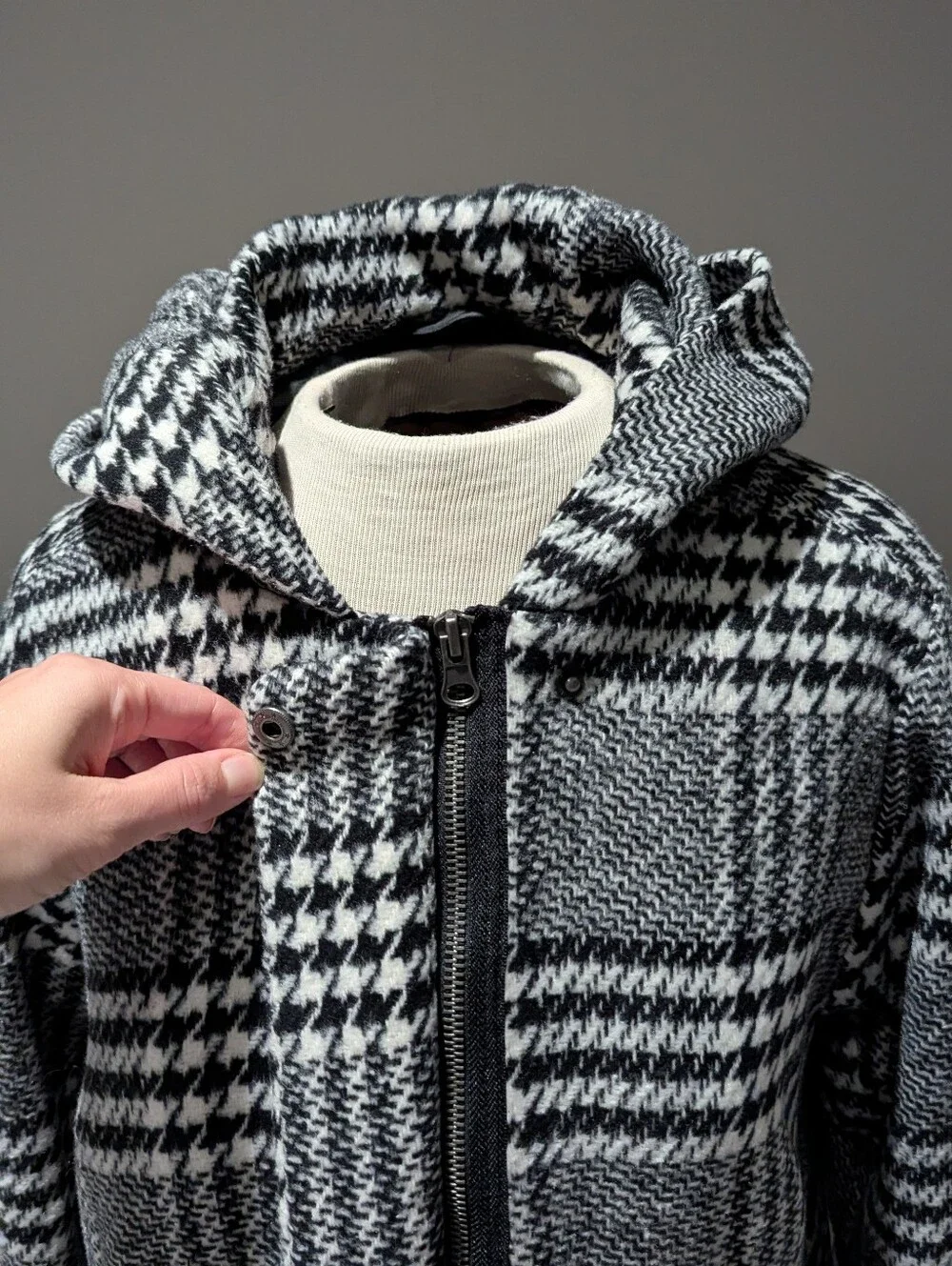 Maxwell Studio Black And White Plaid Peacoat Jacket With Hood - Picture 2 of 14